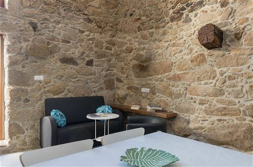Photo 11 - Charming Apartment in Arcozeloportugal Near Forest