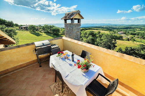 Photo 37 - Peaceful Villa in Montefiascone with Hot Tub