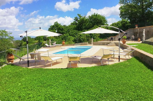 Photo 1 - Peaceful Villa in Montefiascone with Hot Tub