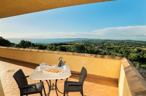 Photo 12 - Peaceful Villa in Montefiascone with Hot Tub