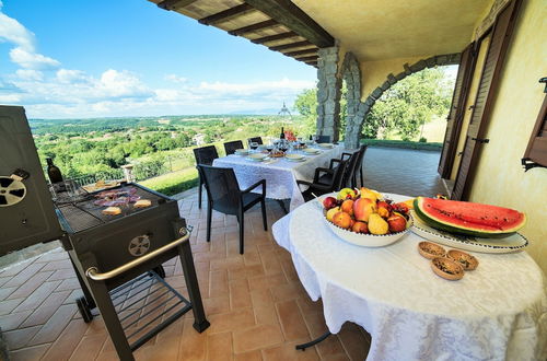 Foto 40 - Peaceful Villa in Montefiascone with Hot Tub