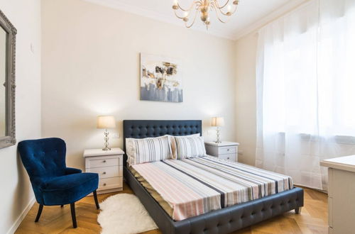 Foto 13 - Luxury 3 Bedrooms Near Duomo