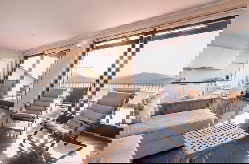 Foto 9 - Belvilla by OYO Panoramic House in a Residence