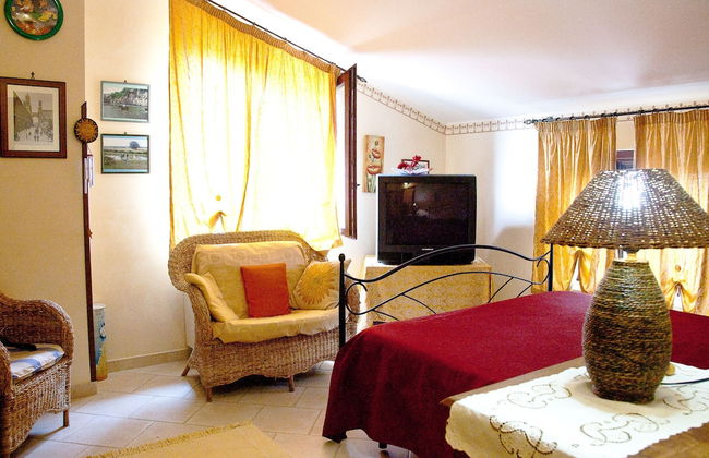 Central Holiday Home With Pool - Foto 2