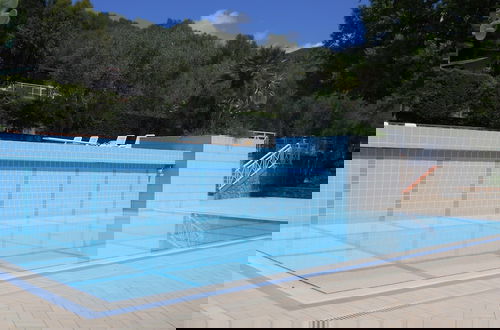 Foto 16 - Holiday House with Pool near Sea, Beach, & Caves