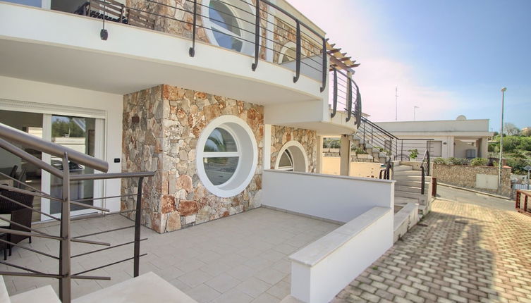 Photo 1 - Luci Front Beach House