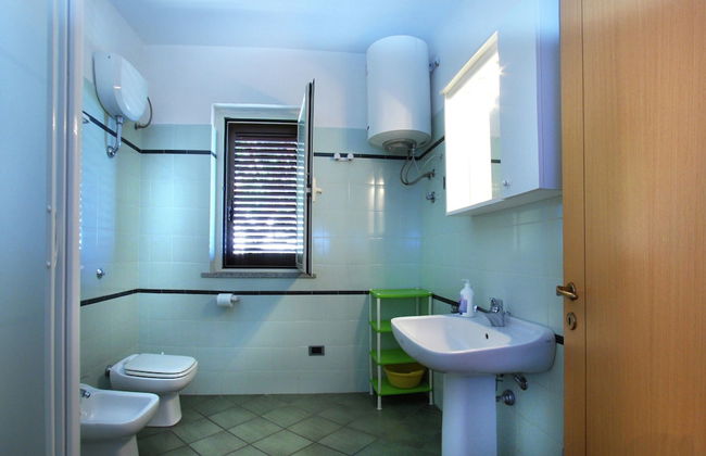 Belvilla by OYO Comfortable Apartment With Pool - Foto 5