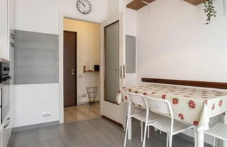 Photo 2 - Suzzani Apartment