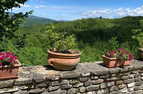 Photo 15 - Casa Pastano, Stunning Farmhouse in Italian Hills