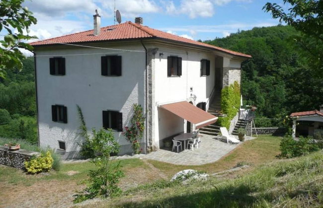 Casa Pastano, Stunning Farmhouse in Italian Hills - Foto 1