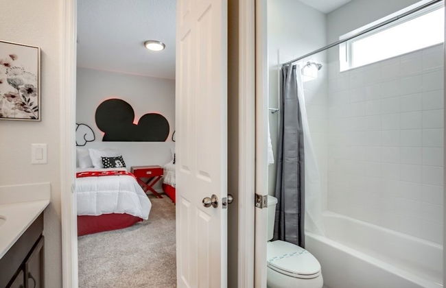 Jedi Temple! Take A Virtual Tour Private Pool! 9 Bedroom Villa by RedAwning - Foto 8