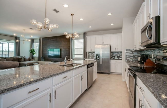 Jedi Temple! Take A Virtual Tour Private Pool! 9 Bedroom Villa by RedAwning - Foto 29