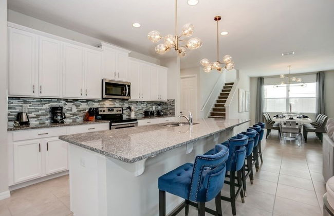 Jedi Temple! Take A Virtual Tour Private Pool! 9 Bedroom Villa by RedAwning - Foto 31