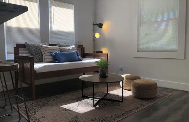 Find Your Comfort at Downtown Cozy 2br/2ba - Photo 12