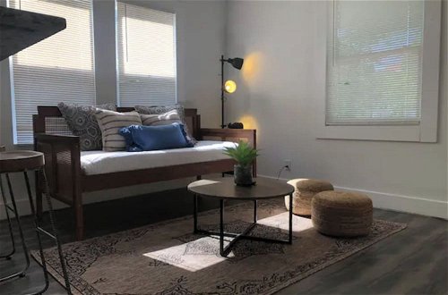 Photo 15 - Find Your Comfort at Downtown Cozy 2br/2ba