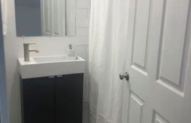Find Your Comfort at Downtown Cozy 2br/2ba - Photo 14