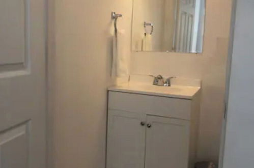 Photo 14 - Find Your Comfort at Downtown Cozy 2br/2ba