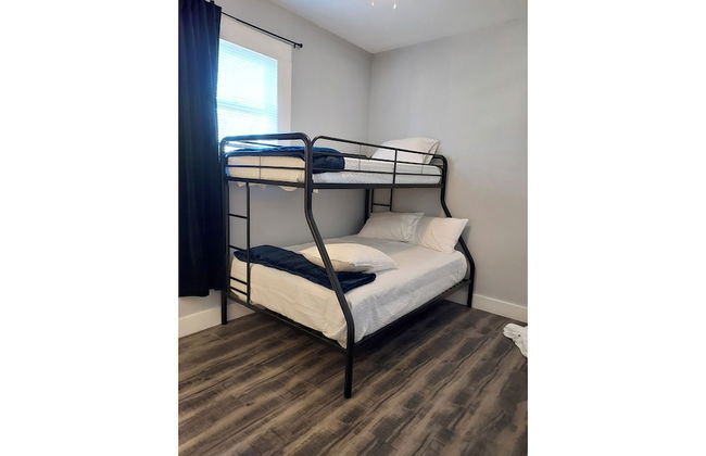 Find Your Comfort at Downtown Cozy 2br/2ba - Photo 3