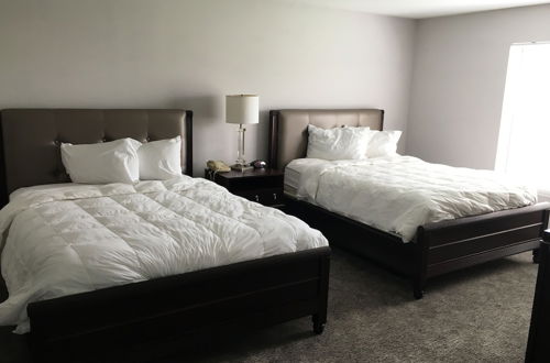 Photo 4 - Ambassador Inn And Suites