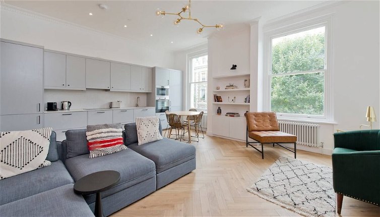 Foto 1 - Modern, Chic 1-bed in Notting Hill