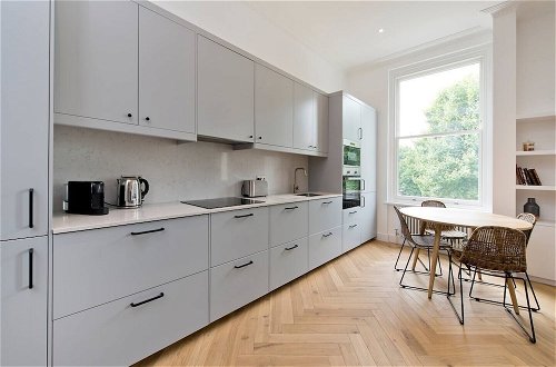 Foto 5 - Modern, Chic 1-bed in Notting Hill