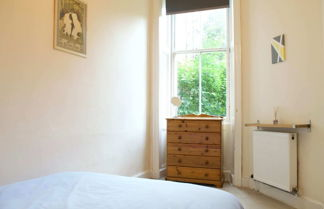 Photo 3 - Beautiful Traditional 3 Bedroom Apartment in Edinburgh