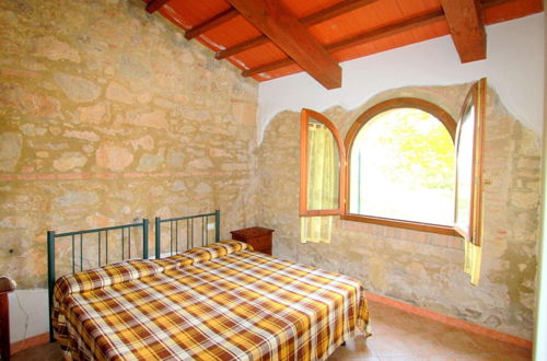 Foto 6 - Belvilla by OYO Tuscan Farmhouse With Private Pool