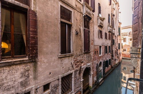 Photo 45 - Fenice Backstage over Canal