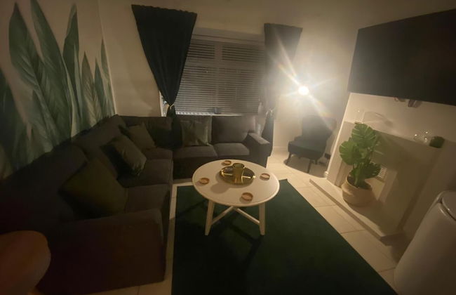 Charming 3-bed House Near Central Manchester - Foto 11