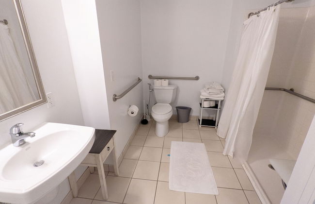 Charles River Executive Suites - Photo 28