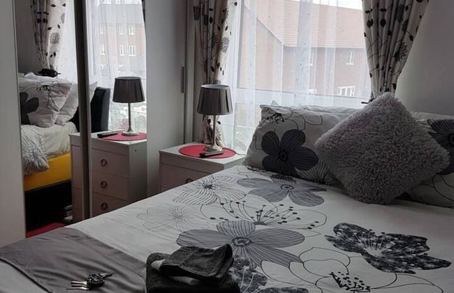 Modern Apartment Minutes From Central London, UK - Foto 3