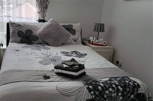Foto 6 - Modern Apartment Minutes From Central London, UK