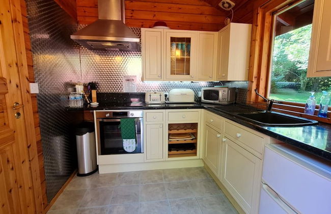 3-bed Lodge - Sleeps 7 - Hot Tub - Pet Friendly - Foto 10