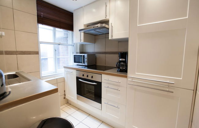 Bloomsbury Apartments by Allô Housing - Photo 5