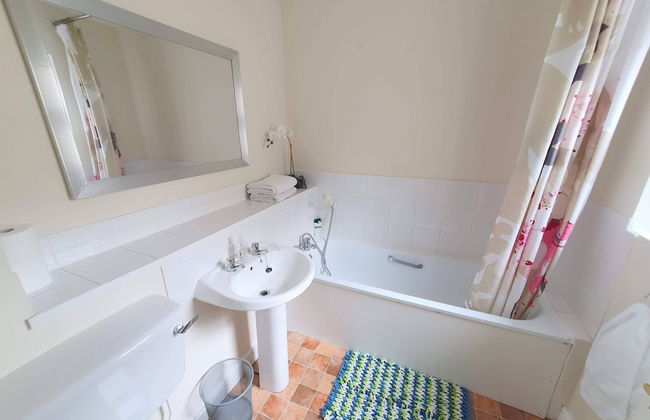 2-bedroom House Near Town With Superfast Wi-fi - Foto 13