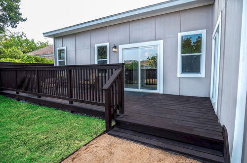 Photo 12 - Beautiful Guest House on New Built Home Near Downtown