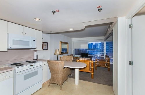 Photo 43 - Spacious One Bedroom Harbor View Condos at Ilikai Marina With Private Balcony