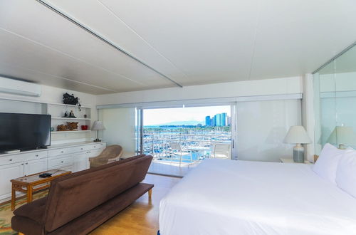 Photo 36 - Spacious One Bedroom Harbor View Condos at Ilikai Marina With Private Balcony