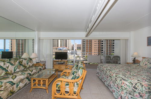 Photo 9 - Spacious One Bedroom Harbor View Condos at Ilikai Marina With Private Balcony