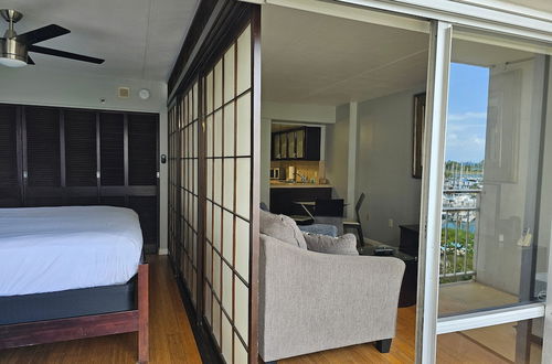 Photo 27 - Spacious One Bedroom Harbor View Condos at Ilikai Marina With Private Balcony