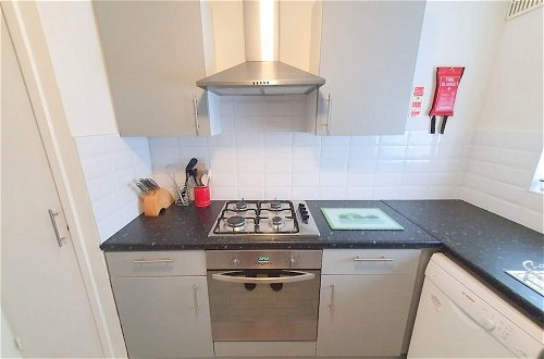 Foto 10 - 2-bed Flat With Superfast Wi-fi DW Lettings 9WW