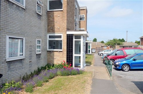 Photo 20 - 2-bed Flat With Superfast Wi-fi DW Lettings 9WW