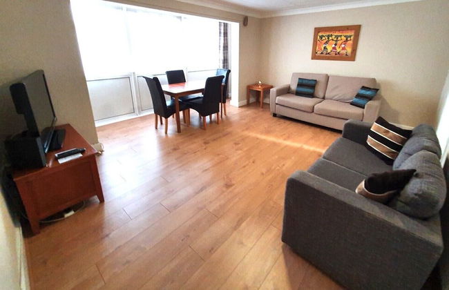 2-bed Flat With Superfast Wi-fi DW Lettings 9WW - Foto 1