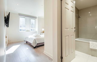 Photo 3 - Stunning 3-bed in the heart of London