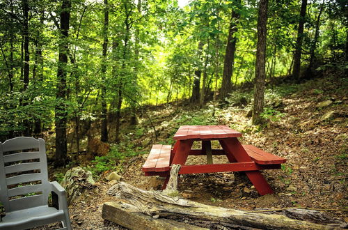 Foto 46 - Parker Creek Bend Cabins