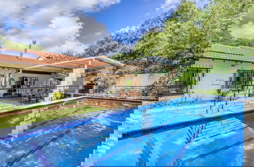 Foto 22 - Modern Spanish House-3br-pool-solar-samrand