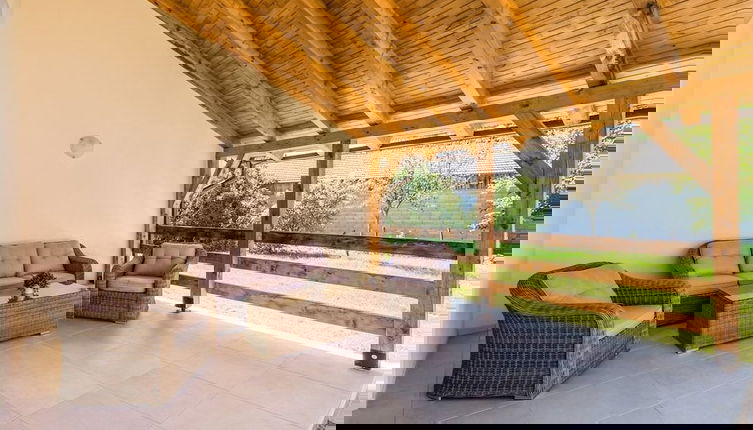 Photo 1 - Green House - Shared Pool & BBQ - H