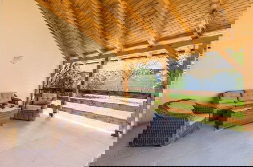 Foto 1 - Green House - Shared Pool & BBQ - H