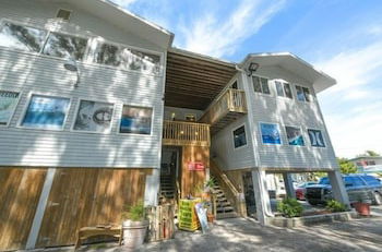 Foto 9 - 3902 Gulf Dr 1 1 Bedroom Apts by RedAwning