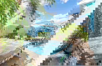 Foto 1 - Frankly Fintastic